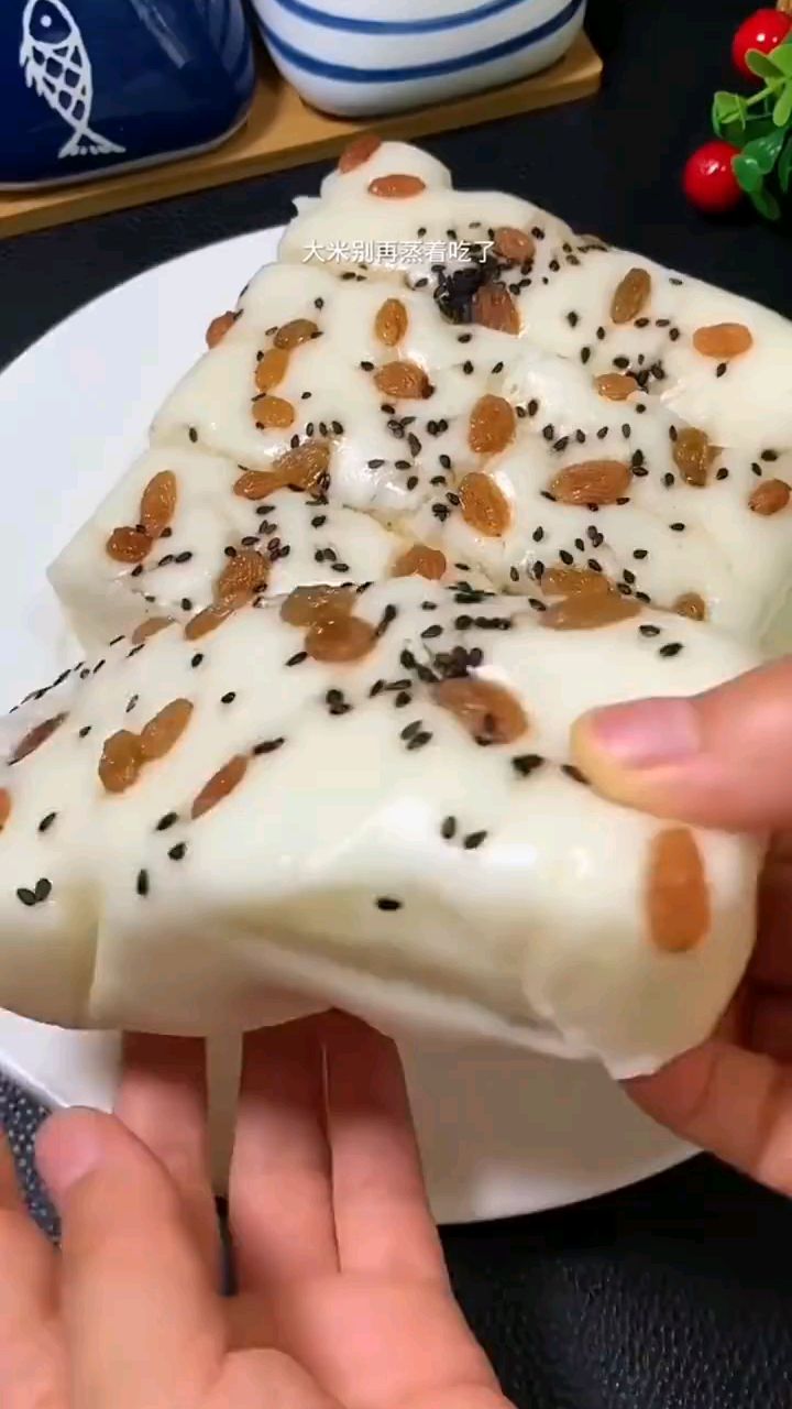 松软的糯米发糕