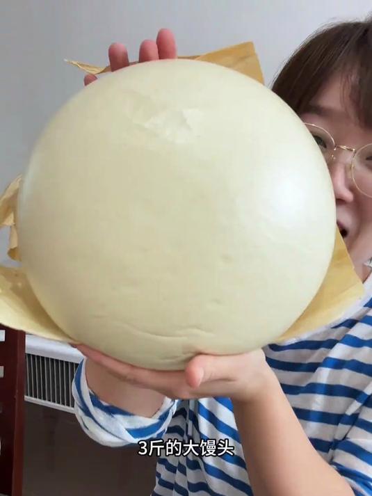 刚出锅的大馒头就咸菜，山珍海味都不换