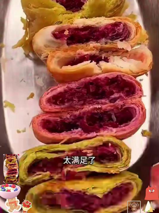 真鲜花入馅,好吃不甜腻。现烤鲜花饼,香酥更正宗