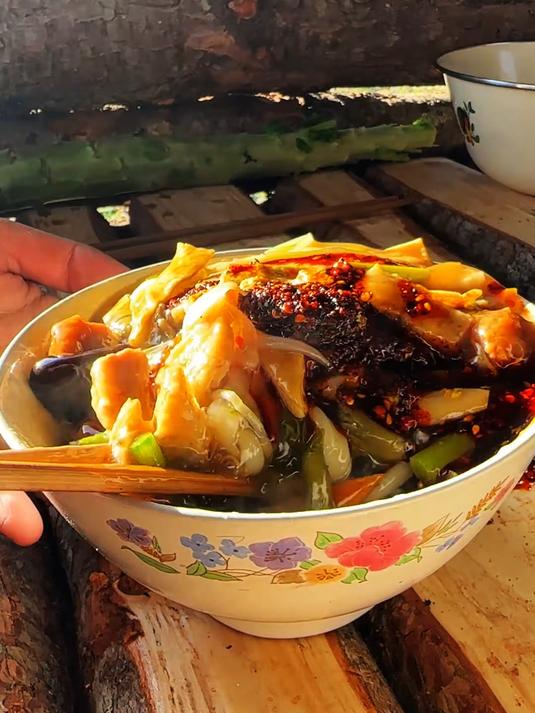 打卤面,在我们天水 家里来客人做打卤面一定是最高礼仪