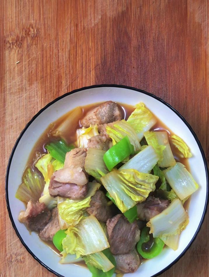 炖牛肉的做法,分享一道牛肉炖白菜