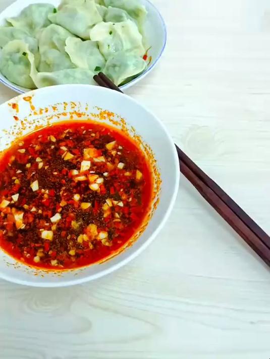韭菜鸡蛋饺子……