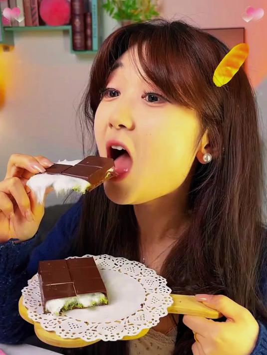 巧克力控必冲!迪拜棉花糖夹心,甜而不腻越吃越上头