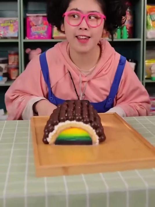 外星人说小月月留在地球也是祸害,宝子们觉得呢