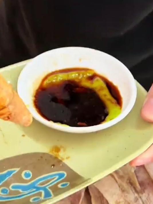 本港原味鱿鱼干肉质紧实鲜味浓郁,今年海鲜行情低迷渔民生活太难了