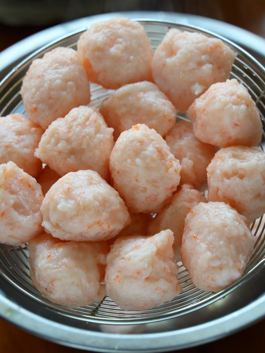 自制虾丸,一次多做一点,冬天刷火锅煮汤锅,太方便了!