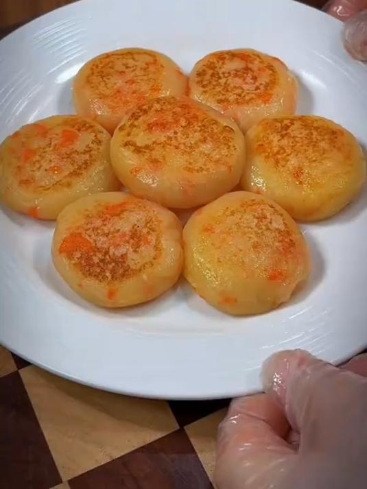 今天用土豆给孩子做一款土豆饼