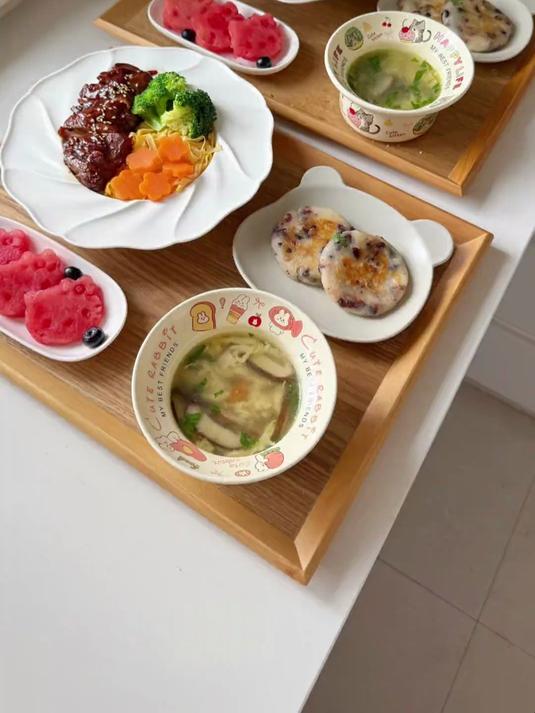 #热爆趣创赛#小朋友午餐 照烧鸡腿饭+山药红枣饼+芙蓉汤#午餐