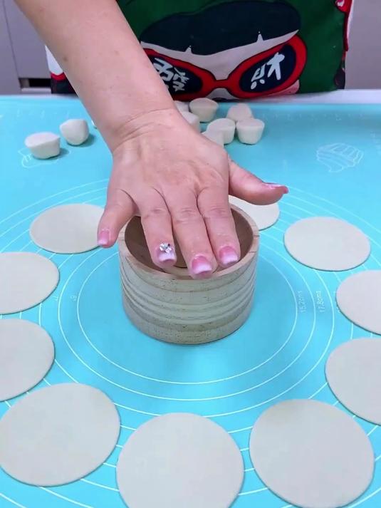 新款饺子器家用压饺子皮包水面皮饺子水饺模具包饺子神器