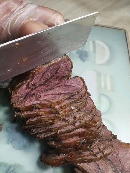 熟食店老板私藏配方！在家就能吃的地道酱牛肉