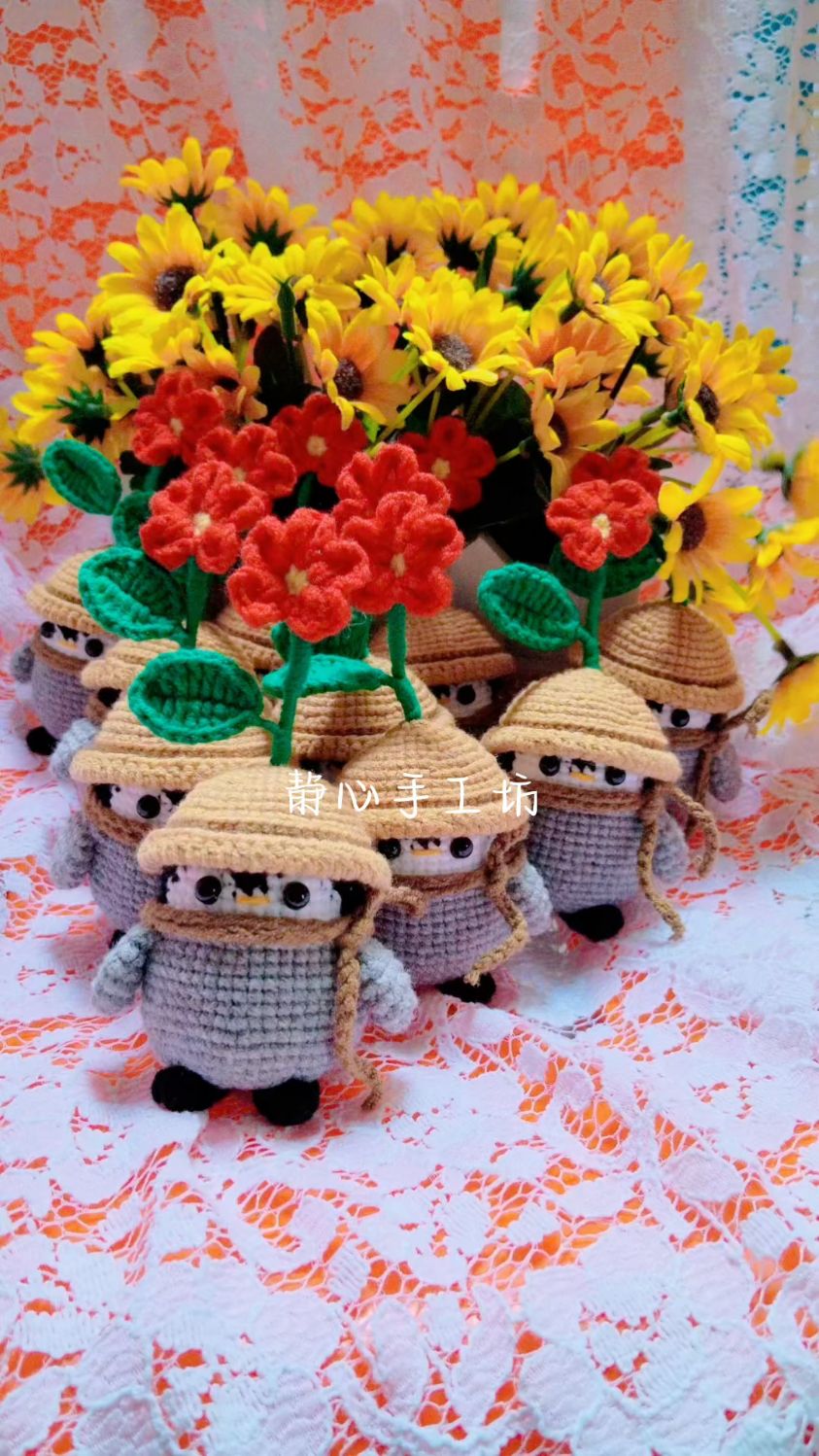 毛线钩织小企鹅玩偶挂件