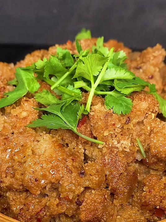 粉蒸羊肉在四川又叫羊肉格格，还叫羊肉蒸笼