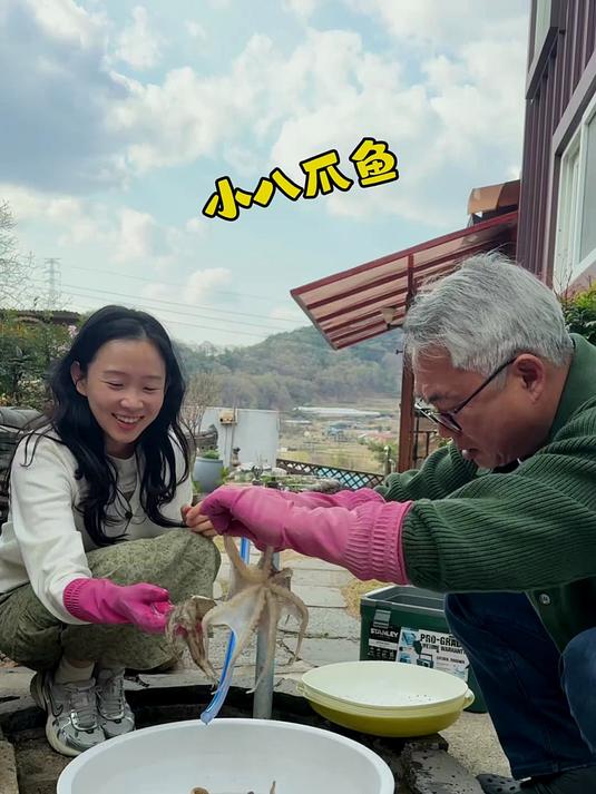 老丈人说春天的八爪鱼满是鱼籽,不仅美味而且营养丰富,真的很香