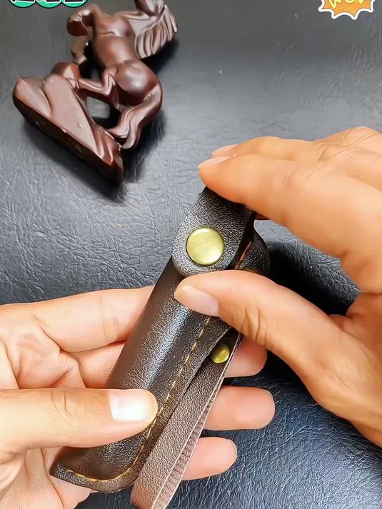 真男人一定会备一把在身上的随身小刀,吃肉刀水果刀拆快递小刀