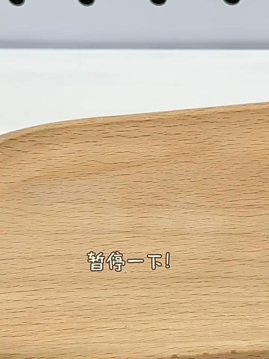 用粘土做生日蛋糕里的小惊喜