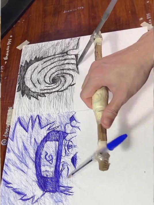 单手同时画卡卡西和宇智波带土
