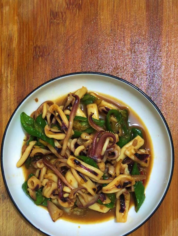 章鱼怎么做好吃，像我这样炒青椒好吃