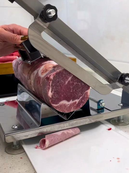 家用手动羊肉卷切片机，老人也能上手，自制肉卷无添加更健康！