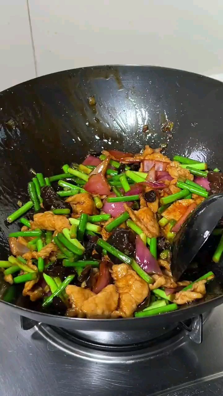 分享美食山西名菜过油肉做法