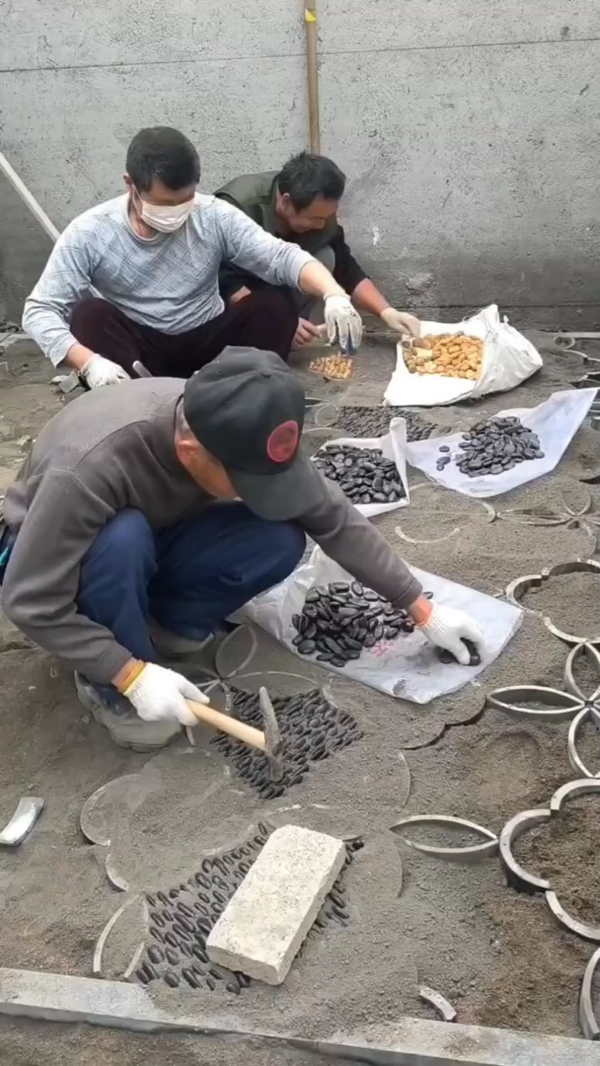 鹅卵石拼花施工,
