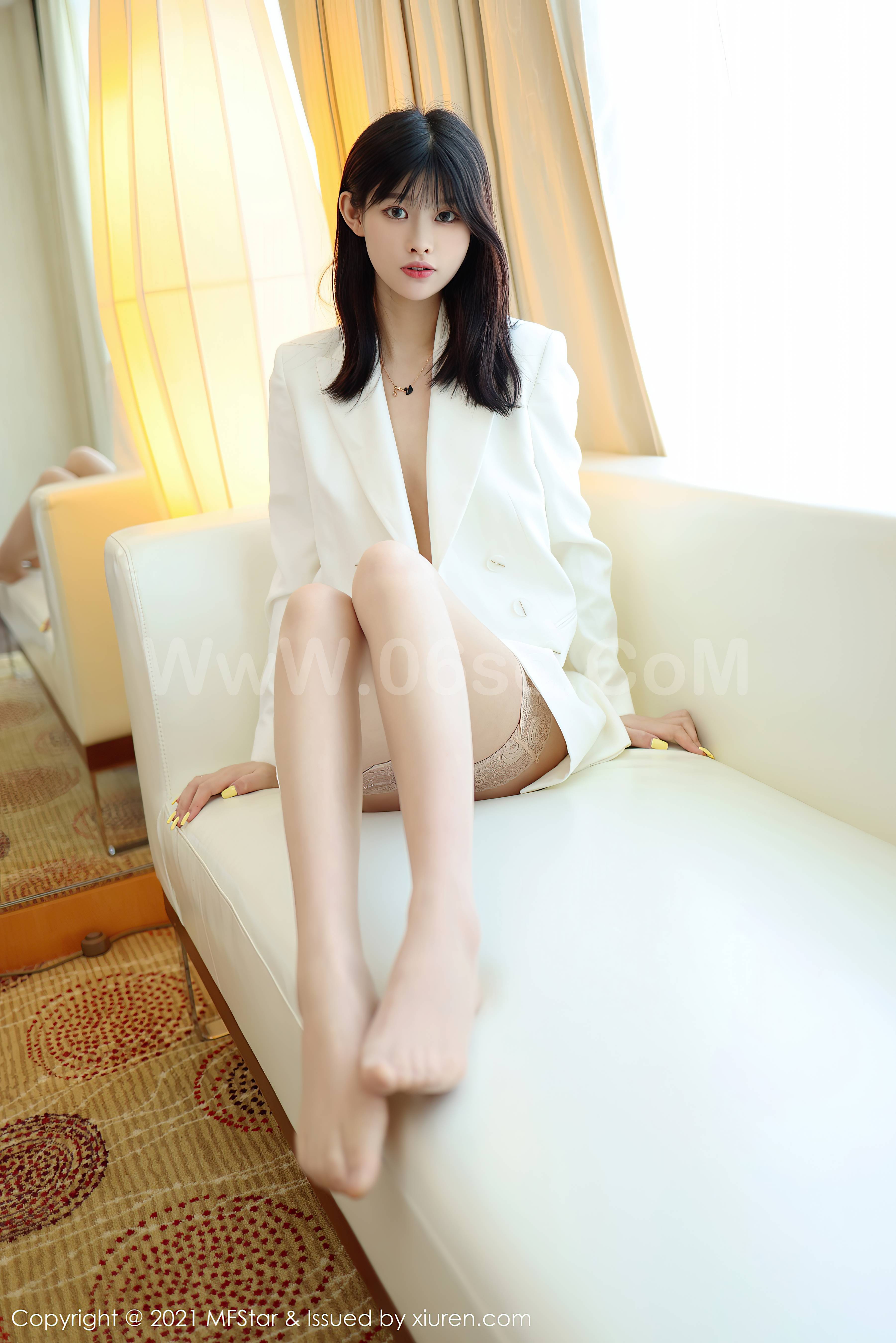 图片[2]-[MFStar模范学院]2021.08.06 Vol.522 77qiqi[47+1P369M]-六色网