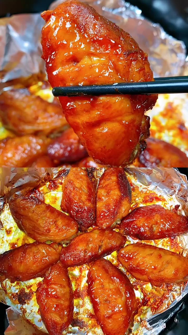 空气炸锅奥尔良版烤鸡翅,这样做的鸡翅肉质鲜美,不油腻。特别适合给孩子吃,做法简单