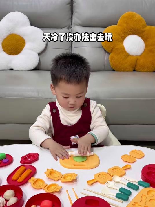 国潮玩具新玩法!用彩泥还原糖葫芦月饼,在游戏中传承美食文化