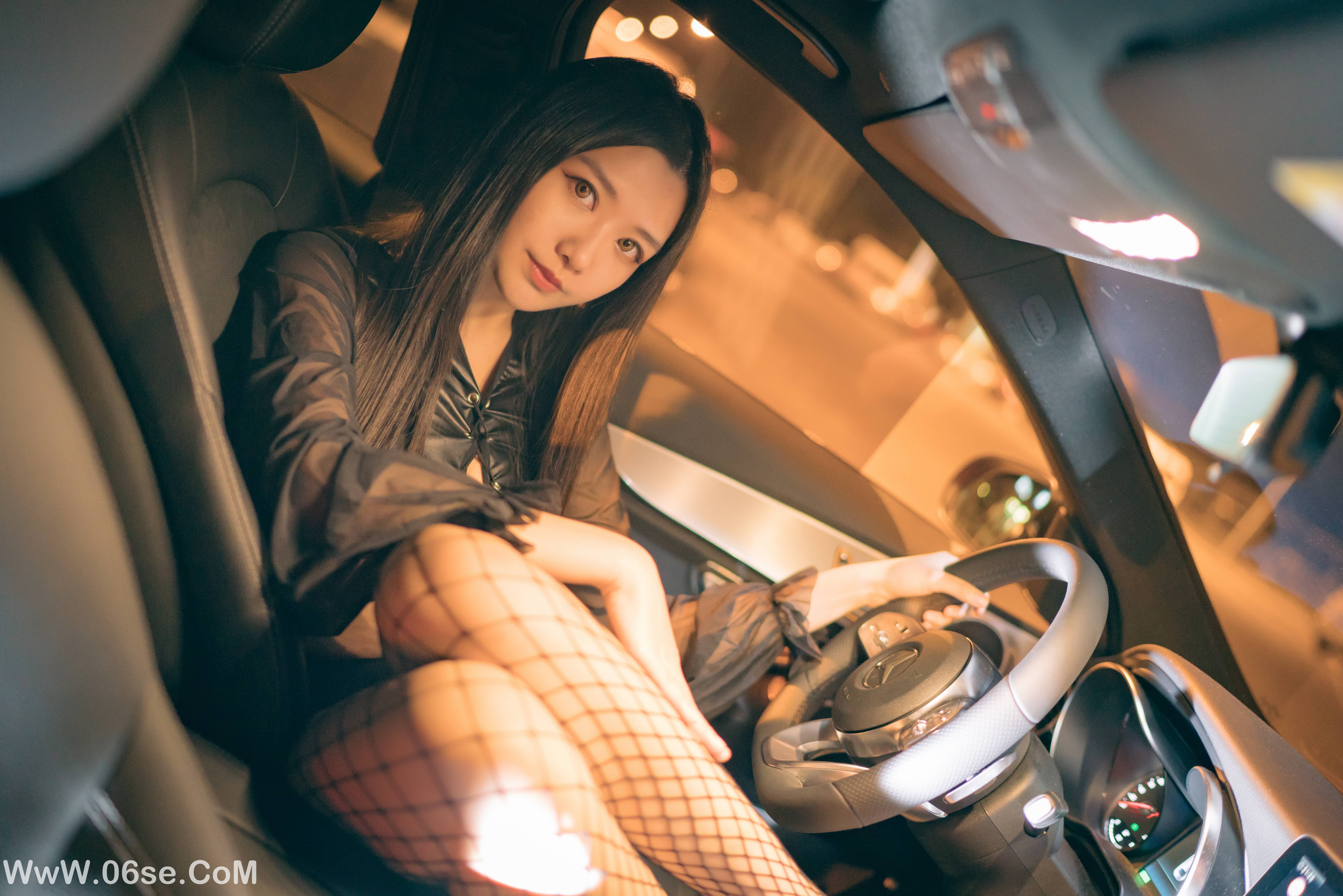 图片[3]-源纱希喵喵喵 NO.005 香车美人 [16P202M]-六色网
