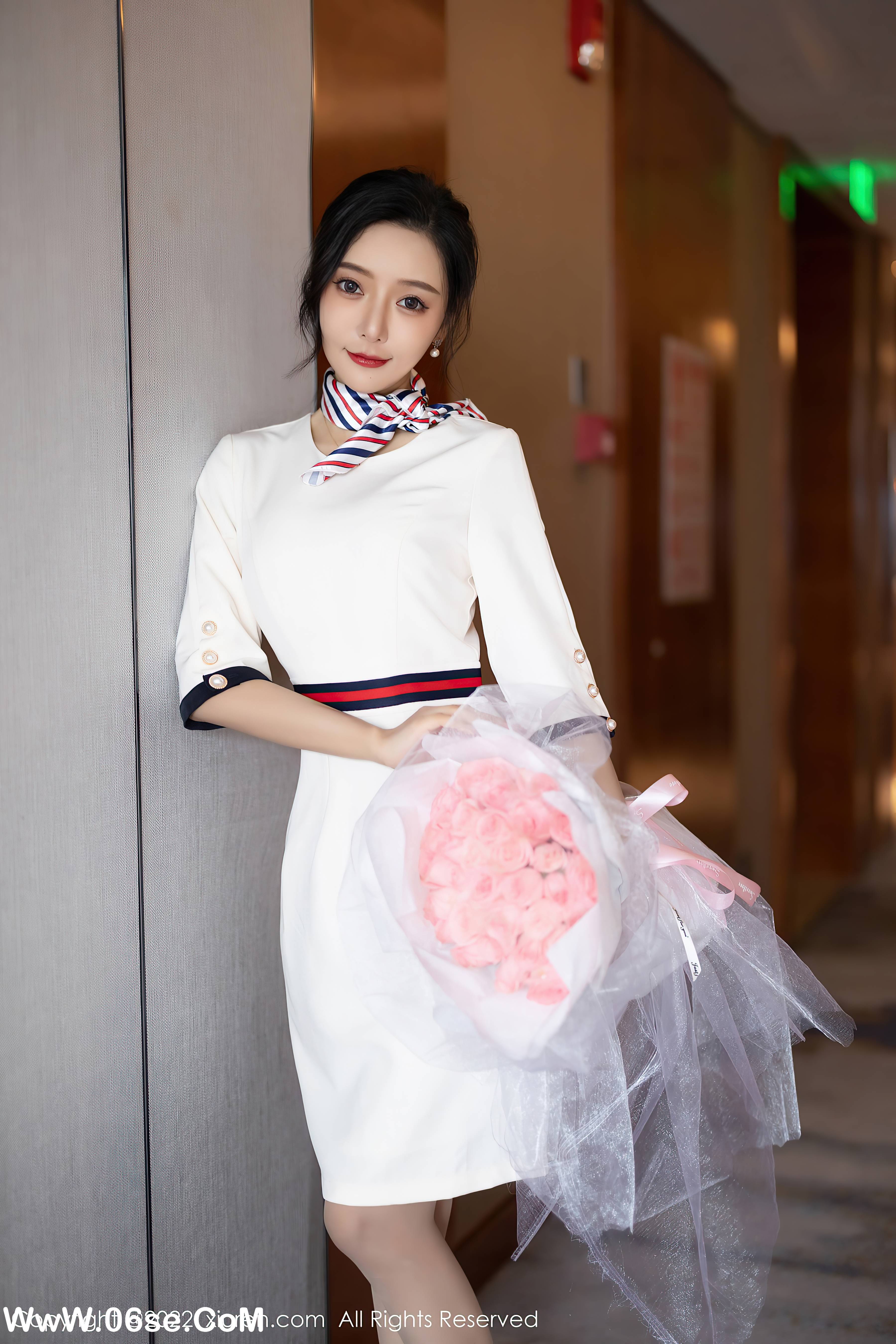 图片[4]-[XIUREN秀人网] 2022.05.05 NO.4963 王馨瑶yanni[71+1P596M]-六色网