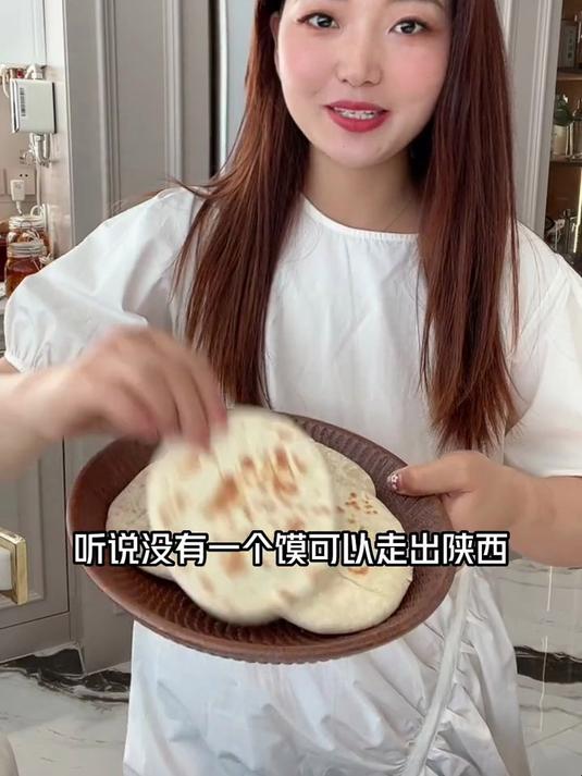 陕西人喜欢吃的小炒泡馍,重辣重醋的姐妹真的太喜欢了!