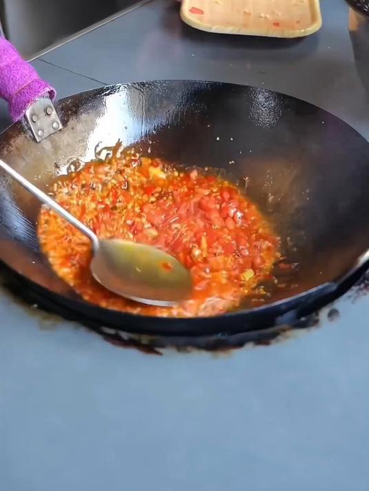 炒菜锅怎么少得了好用的炒菜勺!炒菜太方便了