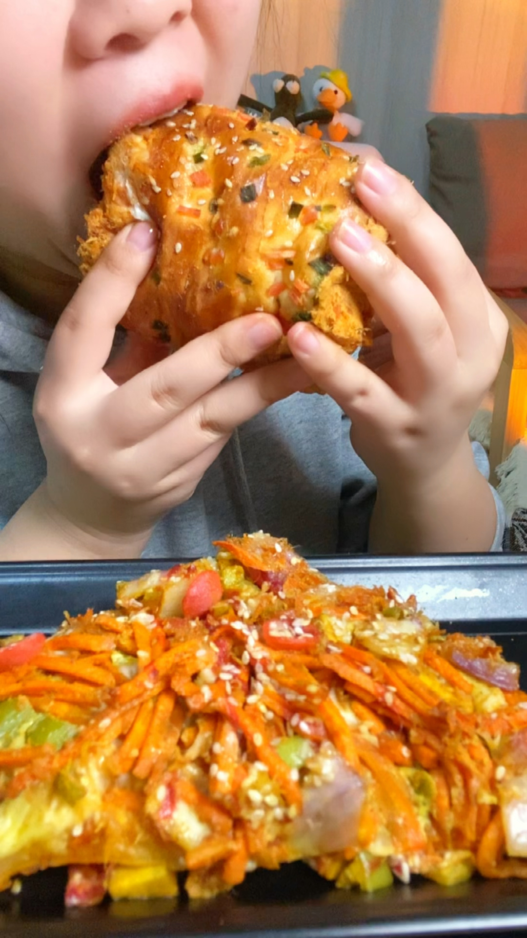 肉松海苔卷和披萨来喽!