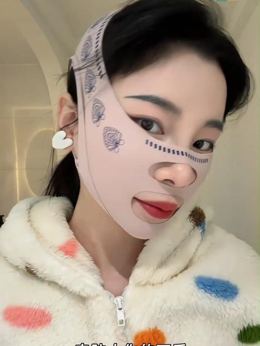 脸部肌肉怎么减缓肌肉松弛?当然是物理提拉!