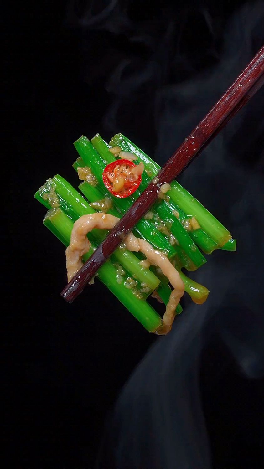 韭菜苔炒肉丝的家常做法
