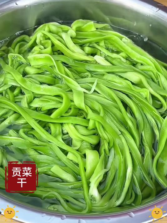 火锅少了贡菜干可不行!吸饱汤汁还脆爽,一口鲜到直咂嘴