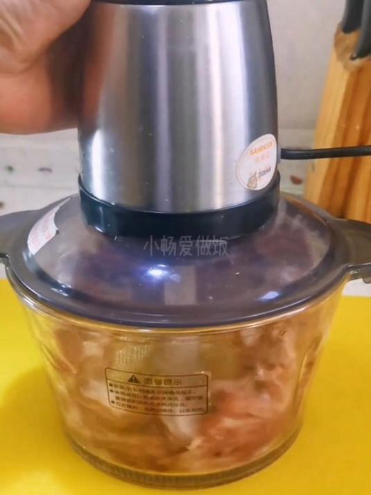必吃的美食就是肉丸胡辣汤