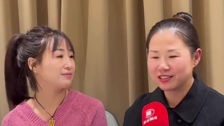 刘佳佳明天32岁生日认亲 姐姐准备32个蛋糕给妹妹补过生日