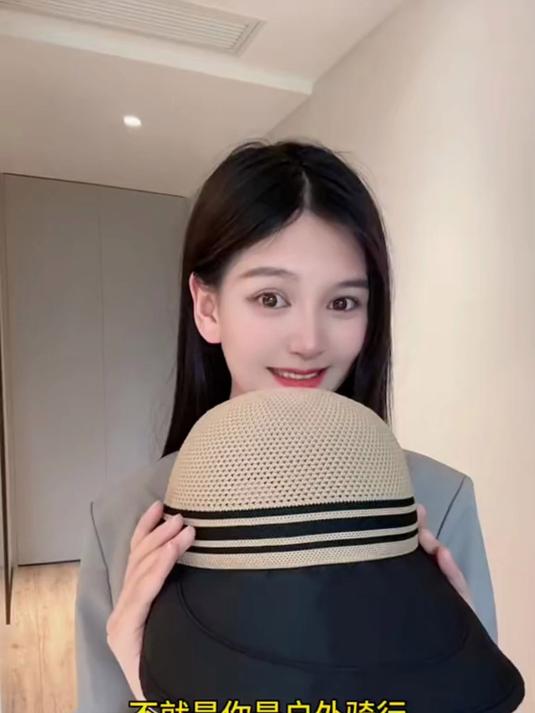 帽檐经典款防晒鸭舌帽～百搭又好看,而且还可以挂口罩