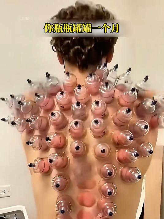 女孩子们快把奶茶换成它,赤小豆薏米芡实茯苓茶快喝起来