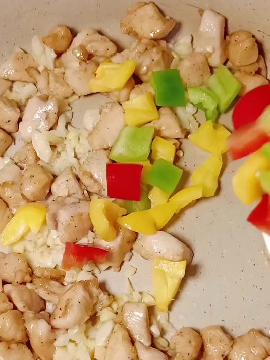 好看好吃 三色鸡丁