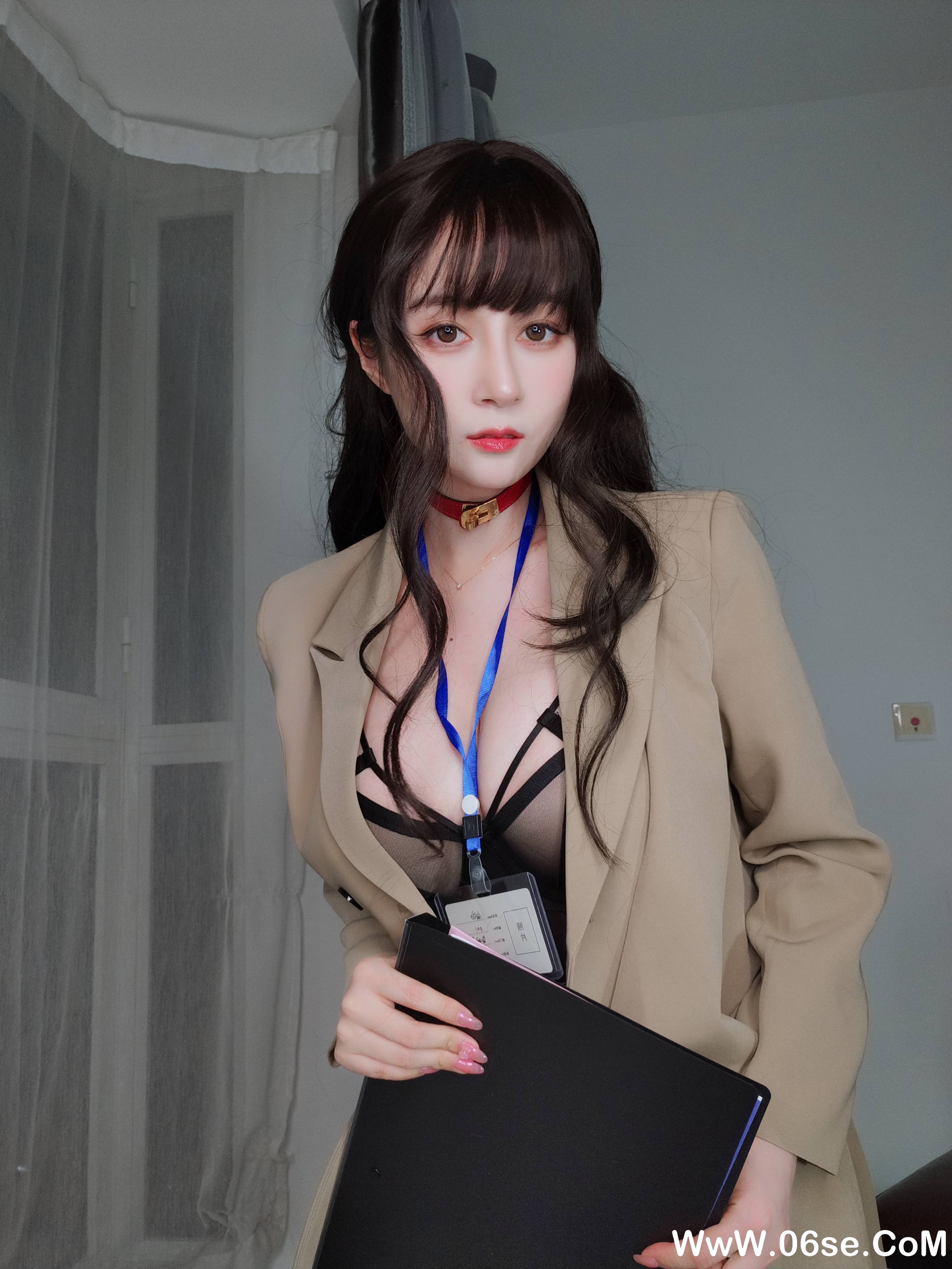 图片[13]-Coser小姐姐白银 NO.164 — 残業中 ing [25P70M]-六色网