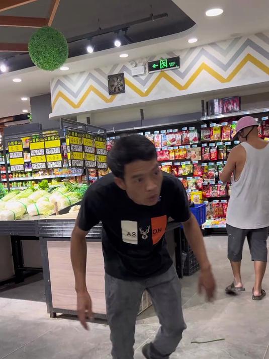 又到时间开始卖菜做饭的点了今天就简简单单弄五指毛桃煲鸡汤