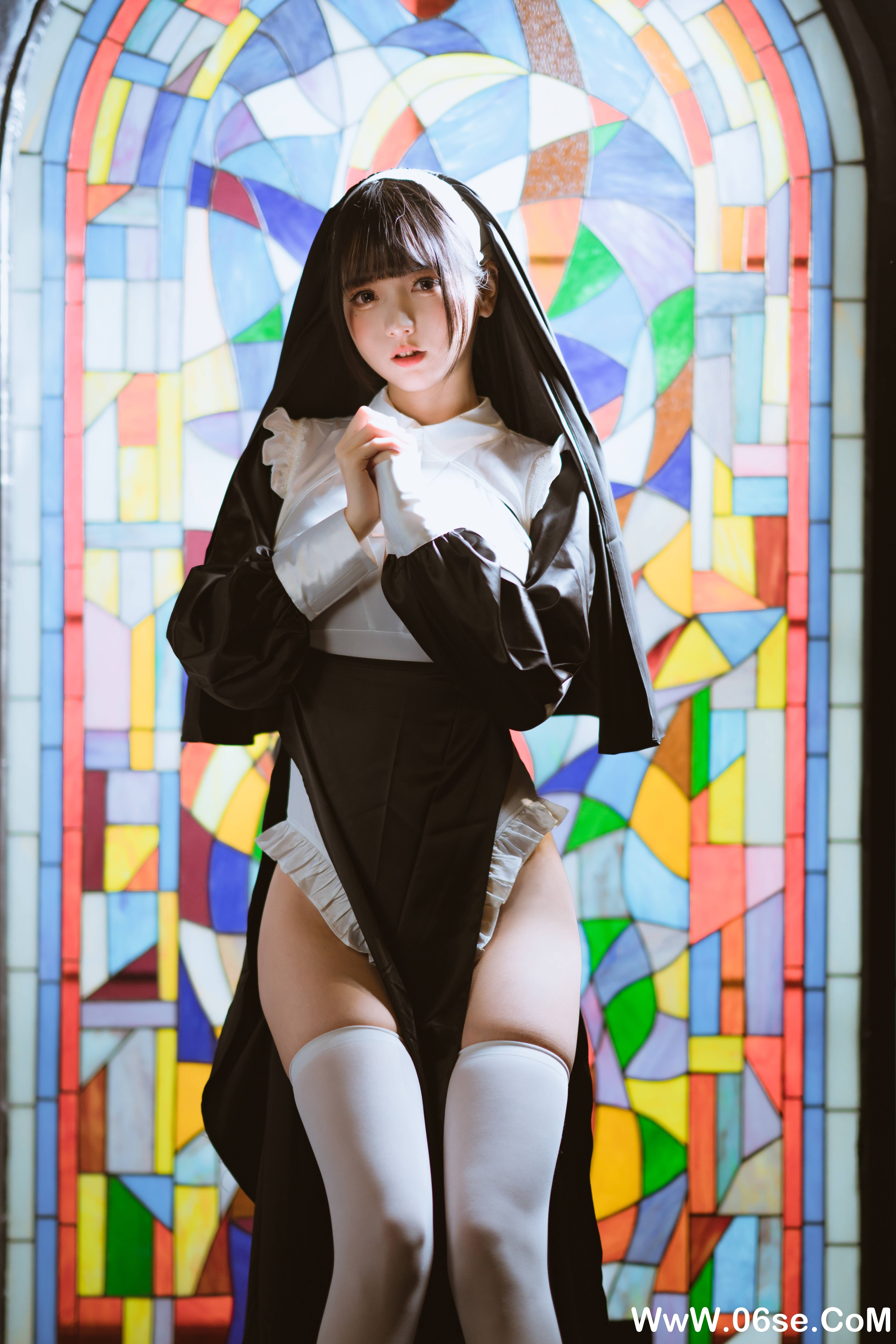 Kyokyo沉迷汉堡王 NO.001 — 修女写真 [16P226M]-六色网