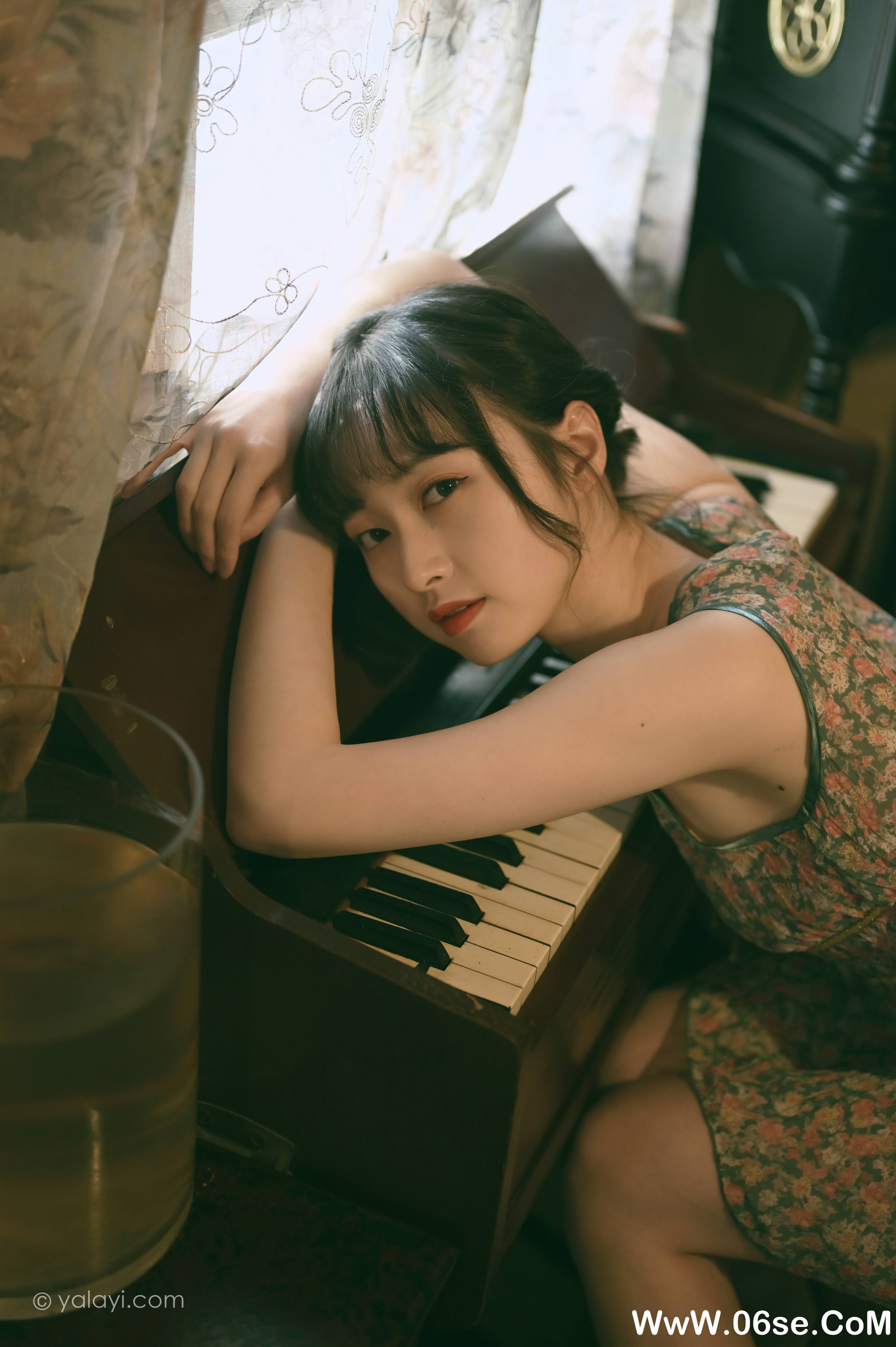 图片[8]-[YALAYI雅拉伊] 2021.03.03 NO.767 京京《拥抱着你送的花》[34P+1P525M]-六色网