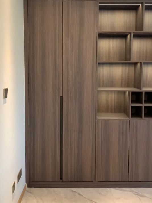 昆明全屋定制源头工厂,展示柜定制,酒柜靠墙一体柜,酒柜定制