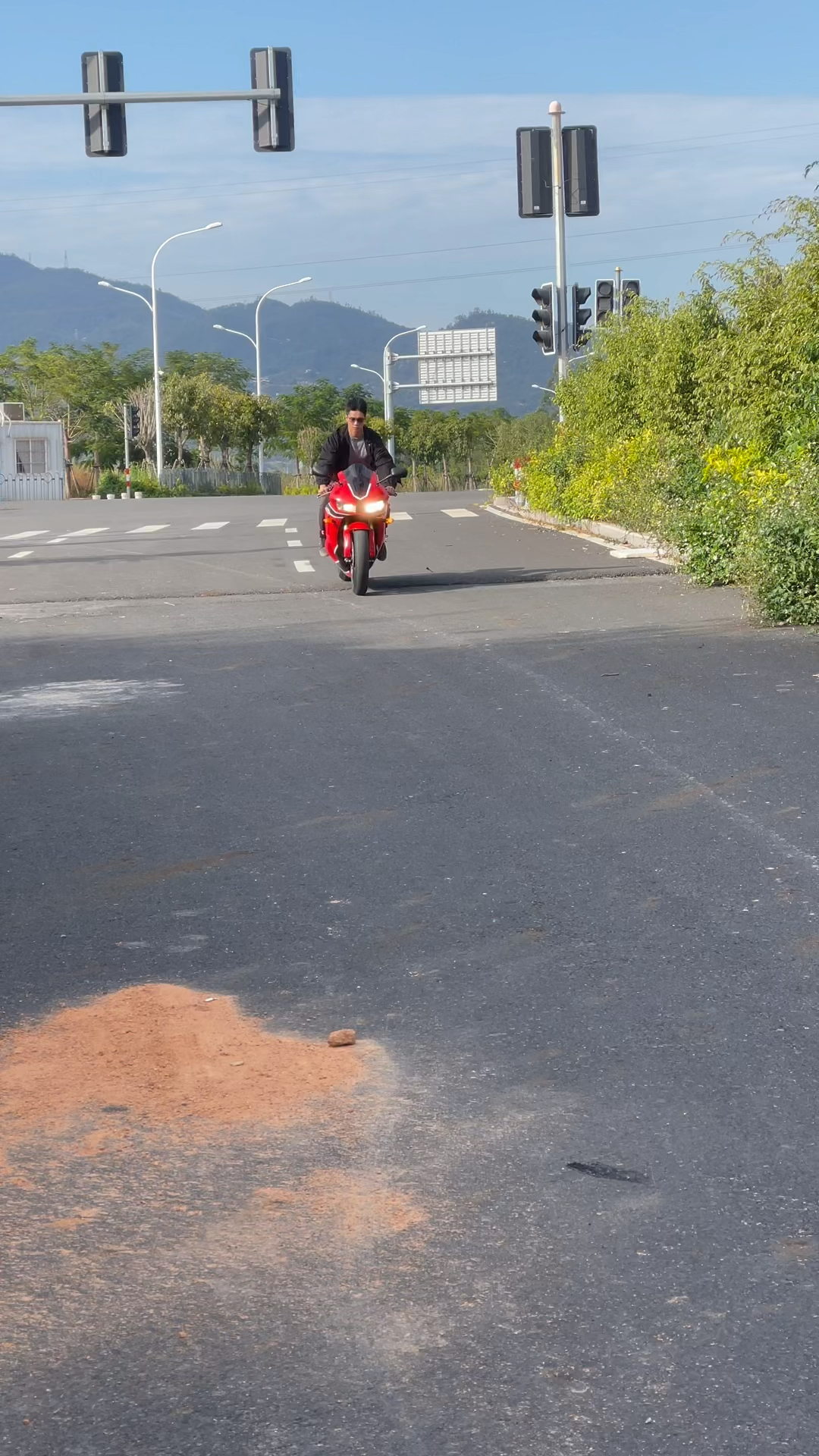 16本田cbr600高配abs最帅鲨鱼头