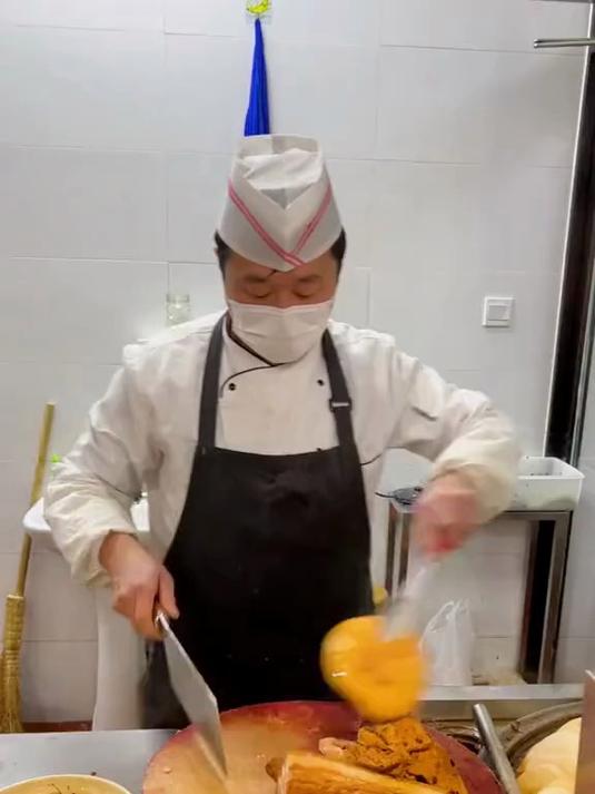 老北京卤煮火烧