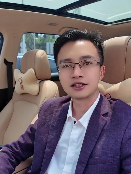 开心果碎在烘焙界的“万能角色”:从蛋糕到面包,它都能完美融入