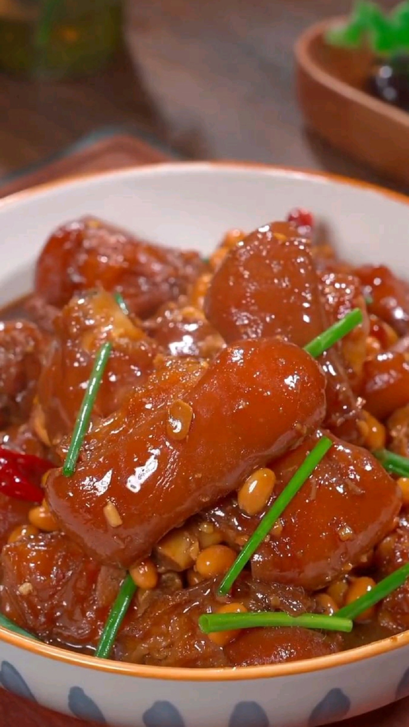 黄豆炖猪蹄的家常做法