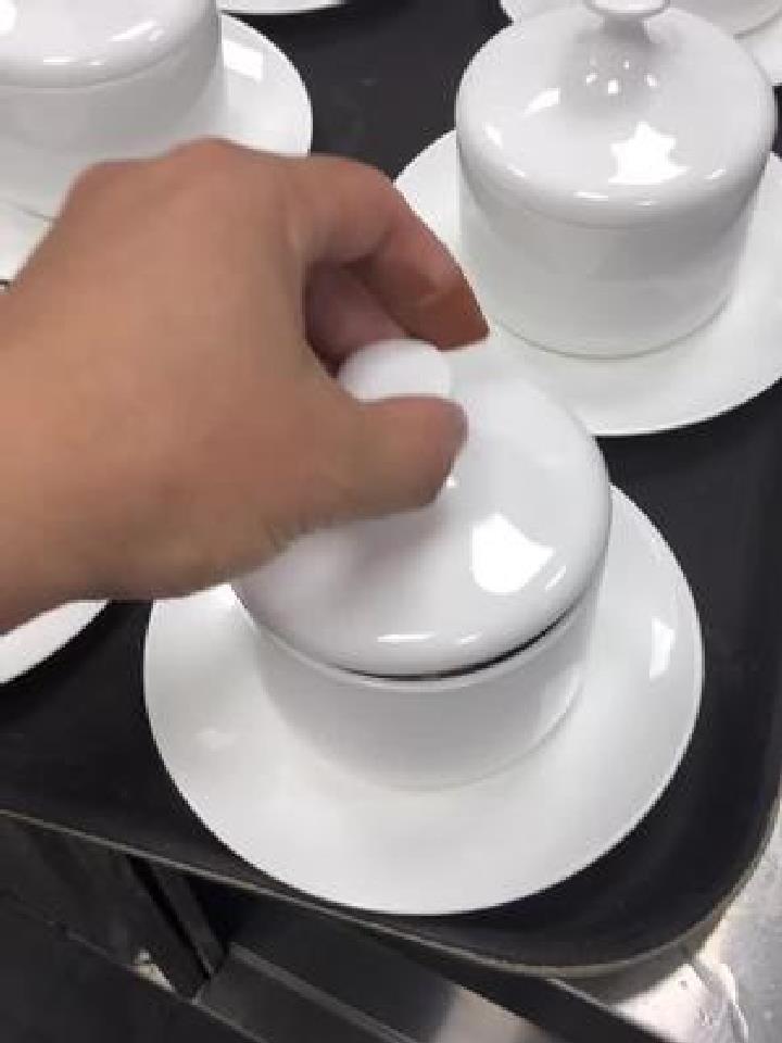 粗加工各种海鲜 奶白菜南北杏炖排骨汤